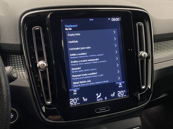 Volvo XC40 D4 AWD R-DESIGN AUT 2.0 d