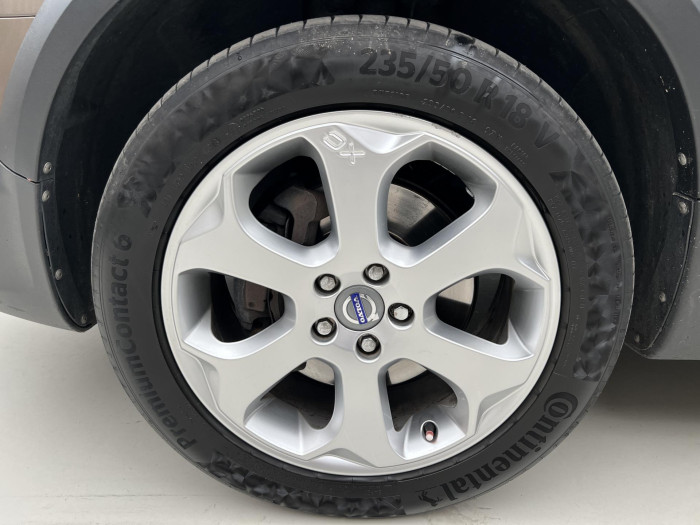 Volvo XC70 D4 SUMMUM AUT CZ 2.0 d Summum