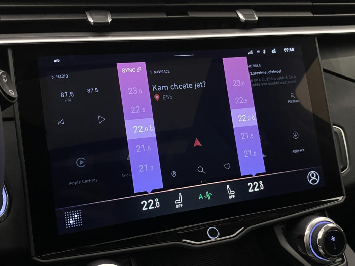 Lynk & Co 01 PHEV DCT AUT 1.maj. REZERVACE