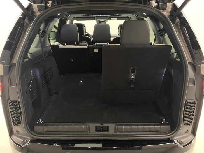 Land Rover Discovery D300 AWD AUT CZ 7míst 3.0 d