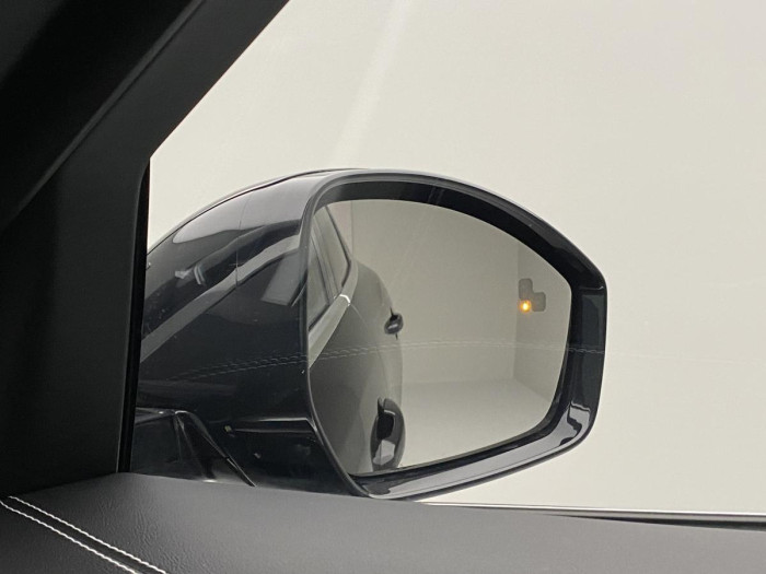 Jaguar F-Pace D200 R-DYNAMIC SE AWD AUT 2.0 d Dynamic SE