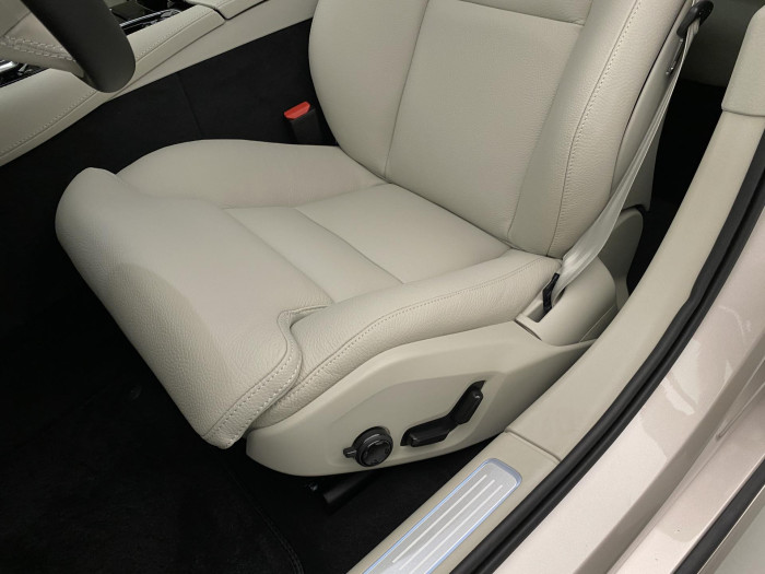 Volvo V90 T6 AWD Plug-in BRIGHT PLUS