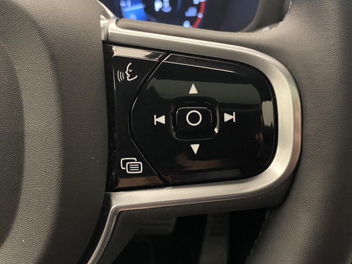 Volvo V60 B4 R-DESIGN AUT