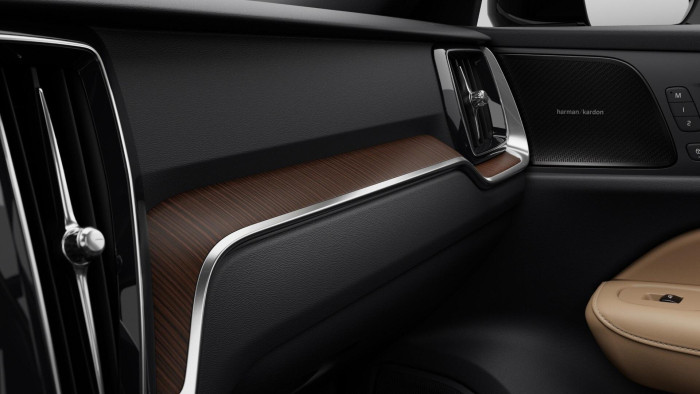 Volvo V60 B4 AUT DARK PLUS