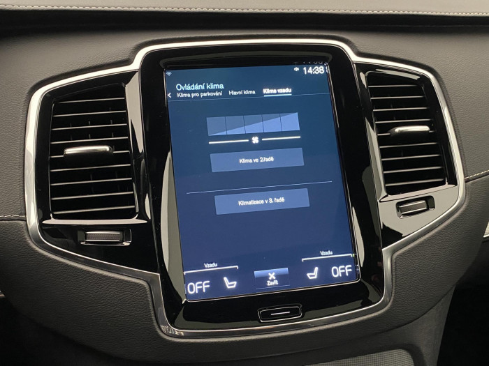 Volvo XC90 B5 AWD R-DESIGN AUT