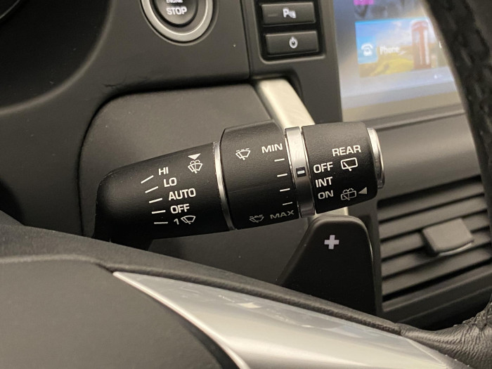 Land Rover Discovery Sport 2.0 TD4 AWD PURE REZERVACE 2.0 TD