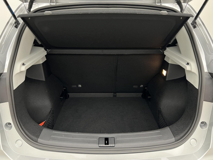 MG ZS 1.5 ESSENTIAL PLUS CZ 1.maj.