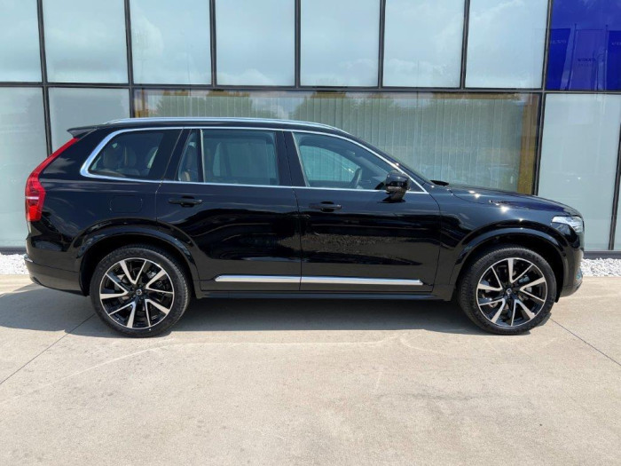 Volvo XC90 B5 AWD ULT. BRIGHT REZERVACE