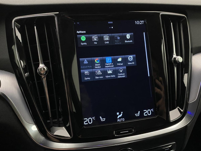 Volvo V60 D3 MOMENTUM AUT REZERVACE 2.0 d Momentum