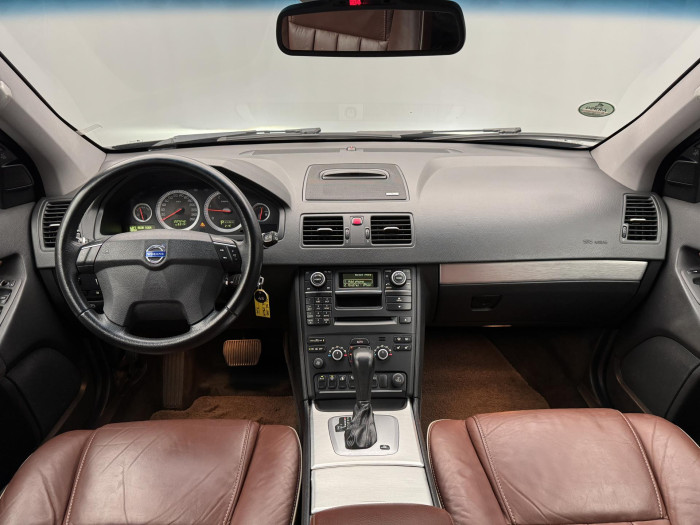 Volvo XC90 D5 AWD SUMMUM AUT 7M CZ 2.4 d Summum