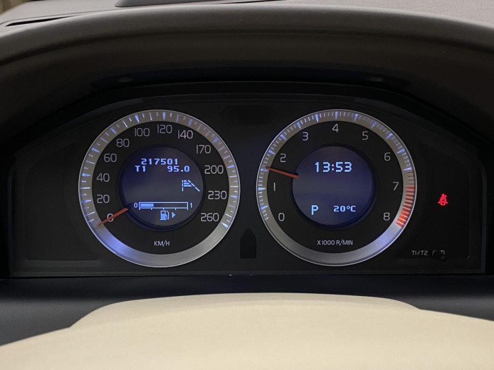 Volvo XC60 T6 AWD SUMMUM AUT REZERVACE 3.0 Summum
