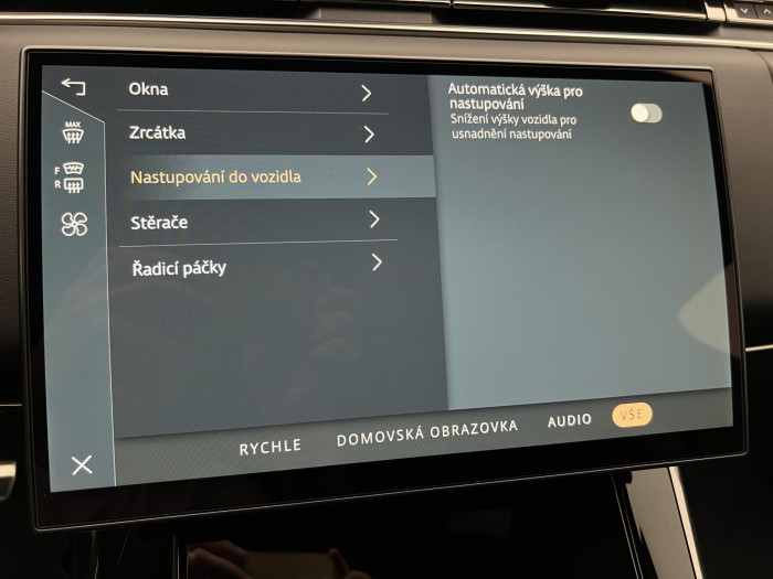 Land Rover Range Rover Sport D300 DYNAMIC SE AWD Aut 3.0 d Dynamic SE