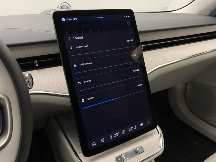 Volvo ES90 PURE ELECTRIC ULTRA