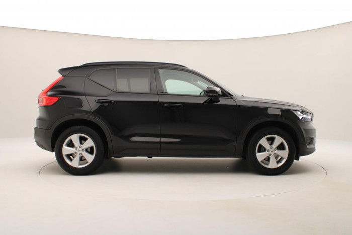 Volvo XC40 D3 MOMENTUM 1.maj 2.0 d Momentum