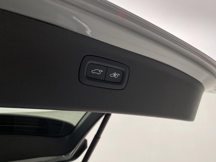 Volvo XC90 T8 RECHARGE BRIGHT ULTRA 7m