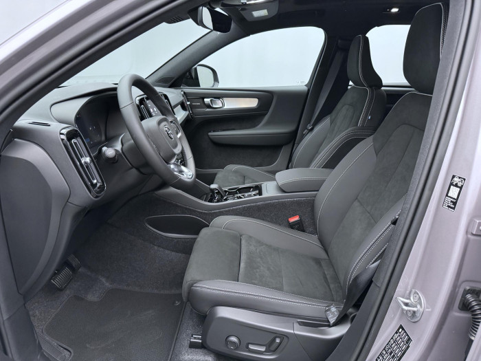 Volvo XC40 B4 AUT DARK PLUS