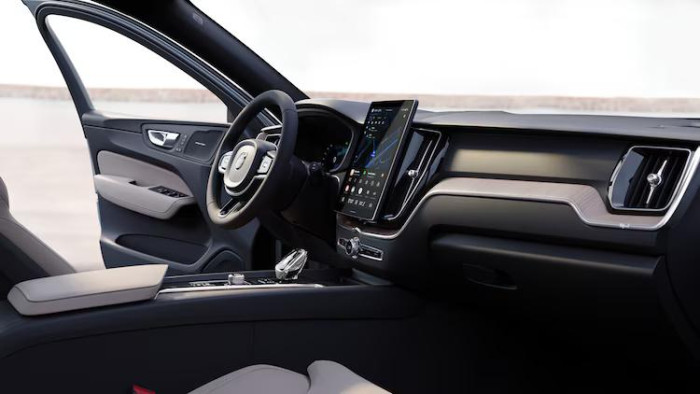 Volvo XC60 B5 AWD DARK PLUS AUT