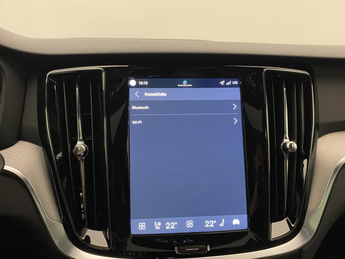 Volvo V60 B4 AUT DARK PLUS