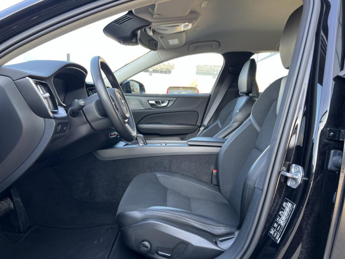 Volvo V60 B4 MOMENTUM Aut 1.maj. 2.0 Momentum