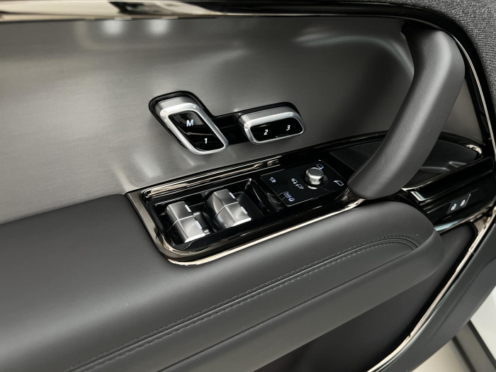 Land Rover Range Rover Sport D300 DYNAMIC SE AWD Aut 3.0 d Dynamic SE