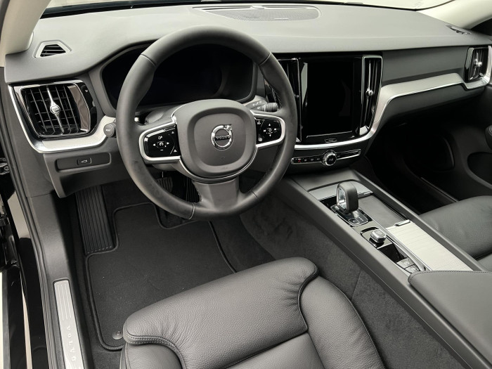 Volvo V60 B4 BRIGHT PLUS