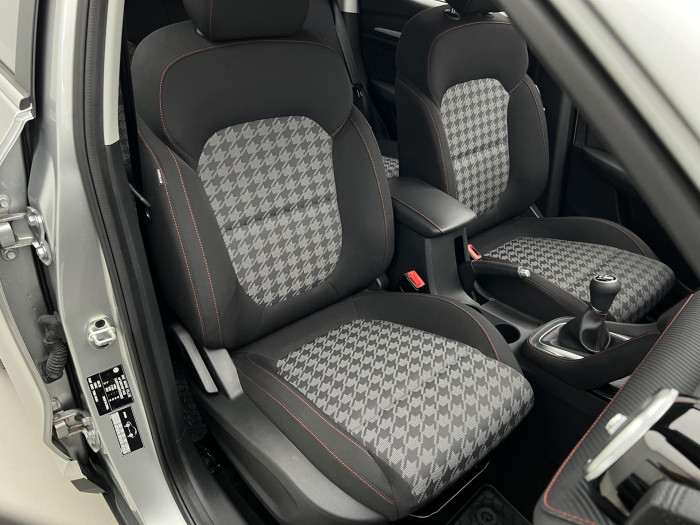 MG ZS 1.5 ESSENTIAL CZ