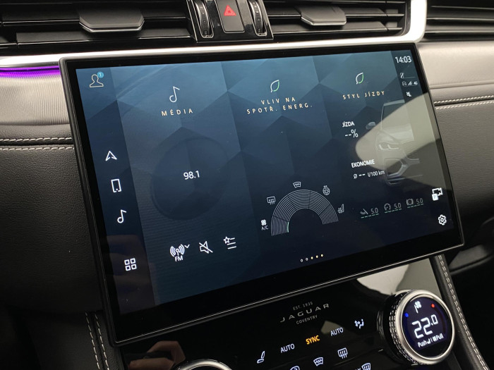 Jaguar F-Pace P250 SE AWD AUT REZERVACE 2.0 SE