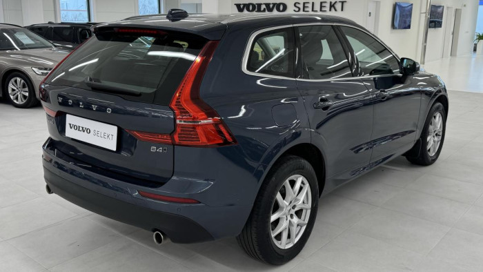Volvo XC60 B4 AWD MOMENTUM AUT REZERVACE 2.0 Momentum