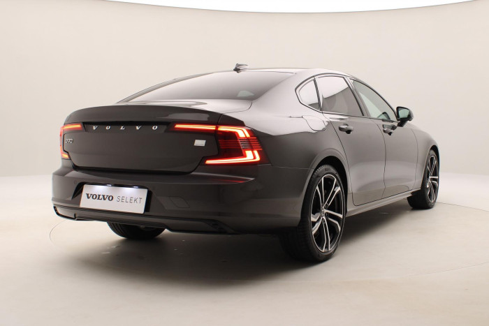 Volvo S90 T8 AWD ULTIMATE RECHARGE 1.maj