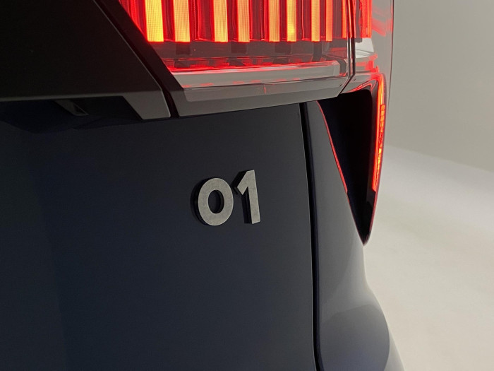 Lynk & Co 01 PHEV DCT REZERVACE