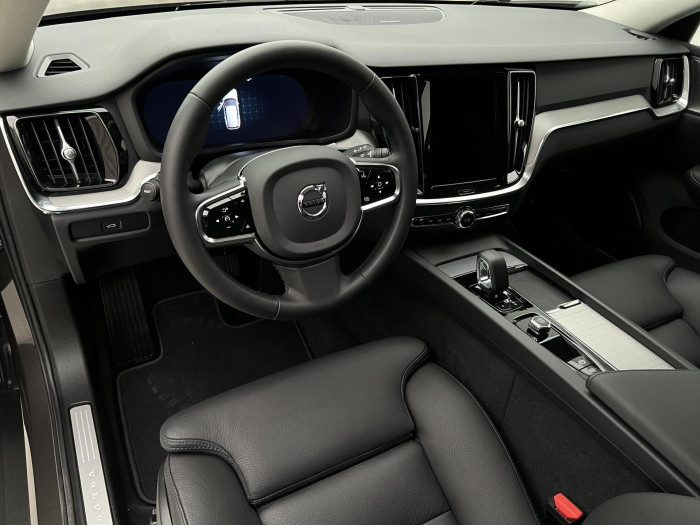 Volvo V60 CC B5 AWD PLUS BRIGHT AUT