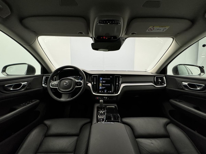 Volvo V60 T6 AWD INSCRIPTION REZERVACE