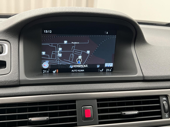 Volvo XC70 D4 AWD MOMENTUM AUT 2.4 d Momentum