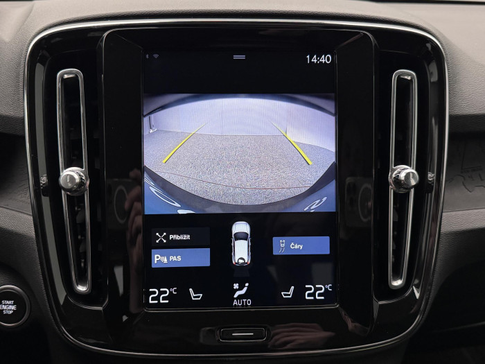 Volvo XC40 T4 AWD MOMENTUM CZ 2.0 Momentum