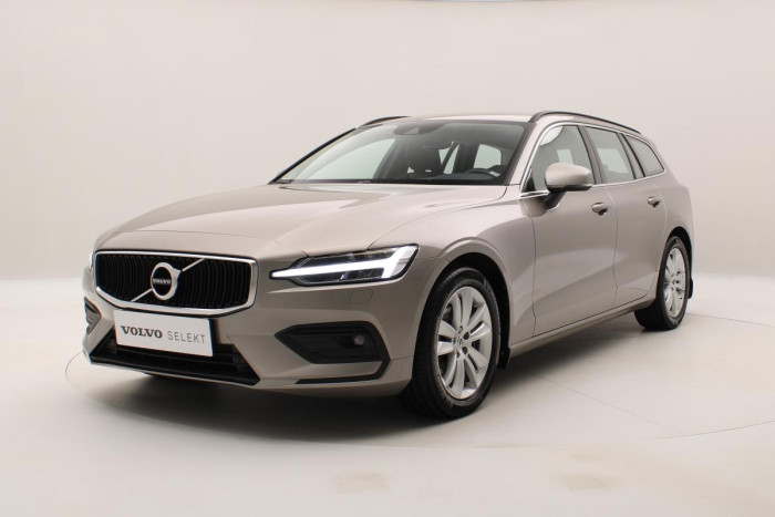 Volvo V60 B4 MOMENTUM AUT REZERVACE 2.0 Momentum