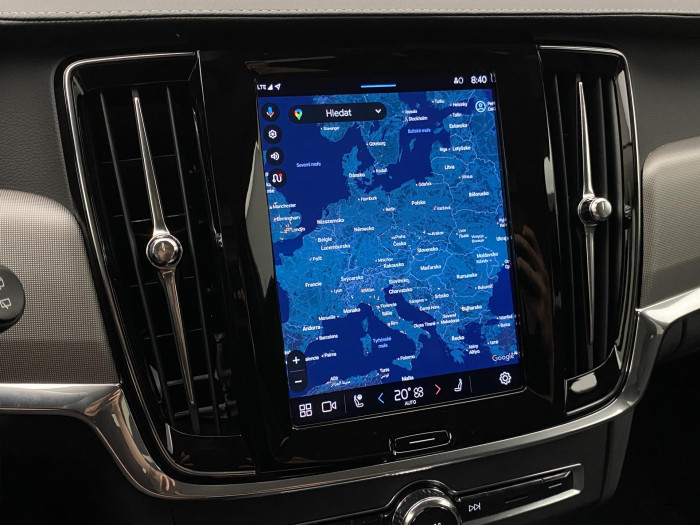 Volvo V90 CC B4 AWD PLUS AUT CZ 1.maj