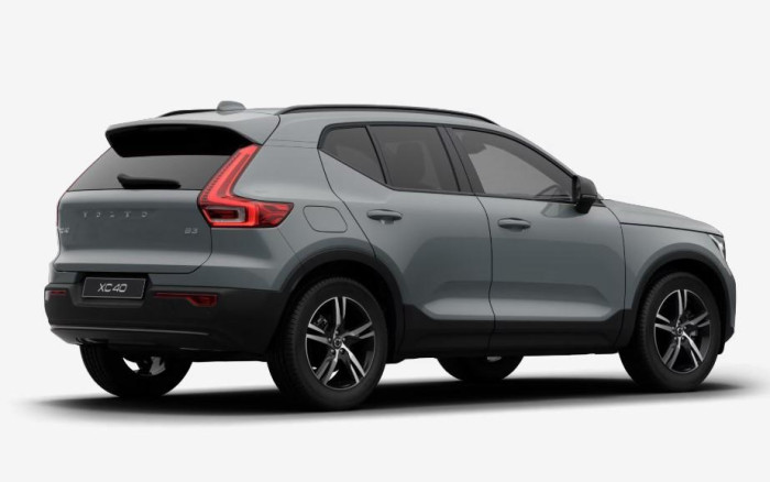 Volvo XC40 B3 AUT DARK PLUS