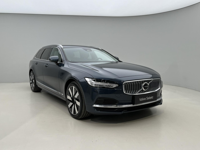 Volvo V90 T6 AWD RECHARGE CORE AUT 1.maj