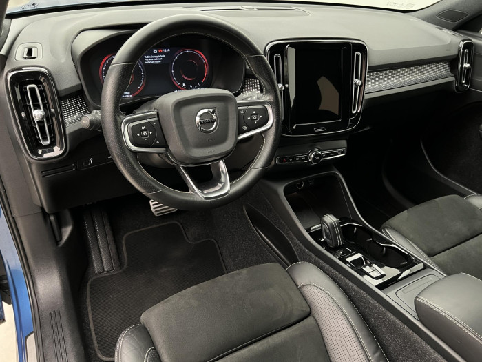 Volvo XC40 D4 AWD R-DESIGN AUT CZ 2.0 d
