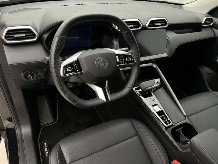 MG ZS 1.5 EXCLUSIVE HYBRID+ AUT CZ 1.5 Exclusive