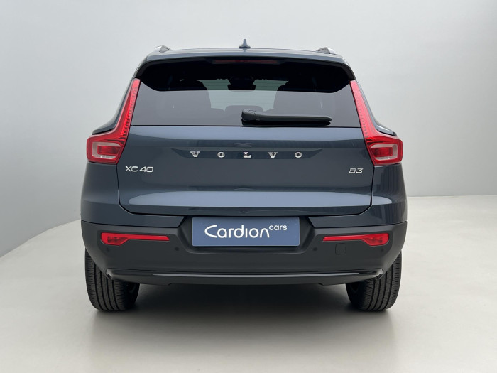 Volvo XC40 B3 AUT DARK PLUS