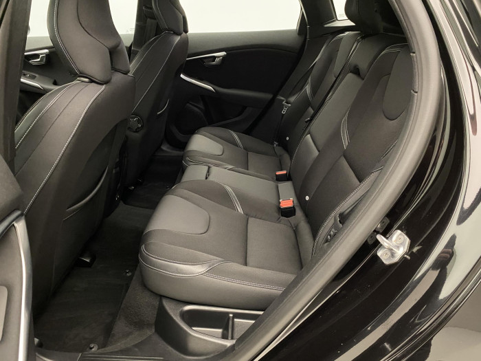 Volvo V40 D2 MOMENTUM AUT 2.0 d Momentum