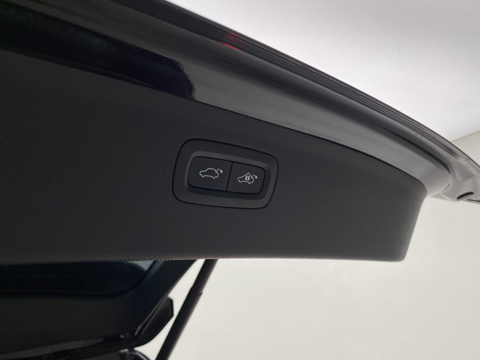 Volvo XC90 D5 AWD INSCRIPTION AUT 2.0 d