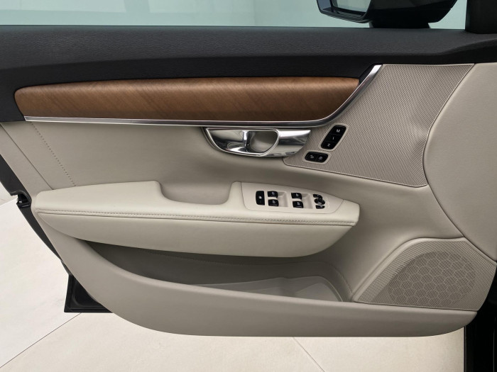 Volvo S90 T6 AWD INSCRIPTION AUT CZ