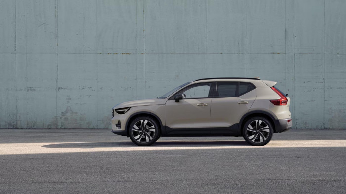 Volvo XC40 B3 AUT DARK ULTRA