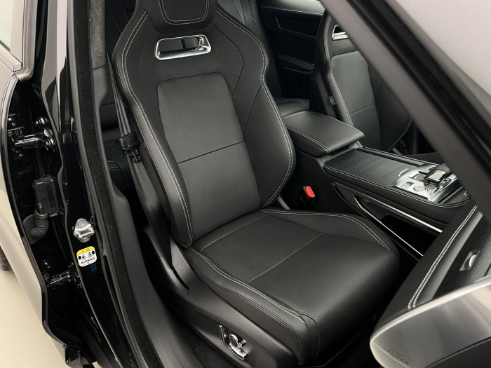 Jaguar F-Pace 250 AWD HSE AUT 1.maj.