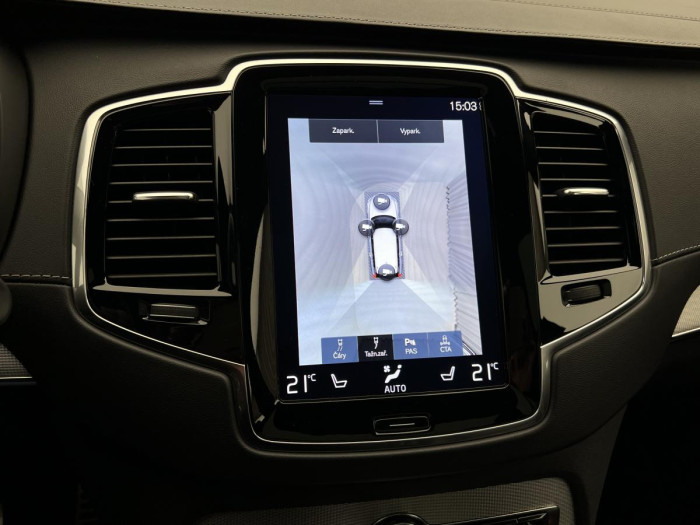 Volvo XC90 T8 AWD R-DESIGN 7MÍSTNÁ AUT CZ