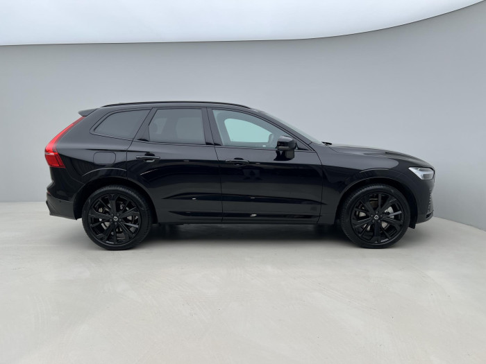 Volvo XC60 T6 AWD RECHARGE BLACK EDITION 2.0 Edition