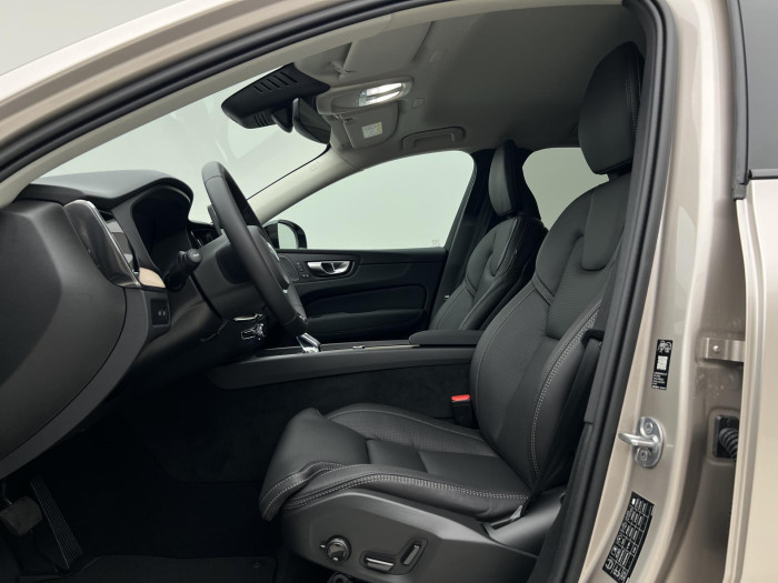 Volvo XC60 T6 AWD AUT RECHARGE DARK PLUS
