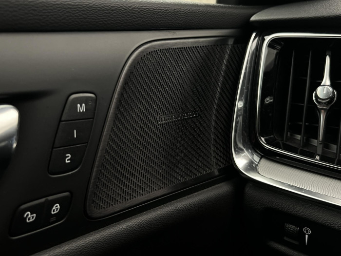 Volvo S60 T5 R-DESIGN POLESTAR AUT CZ